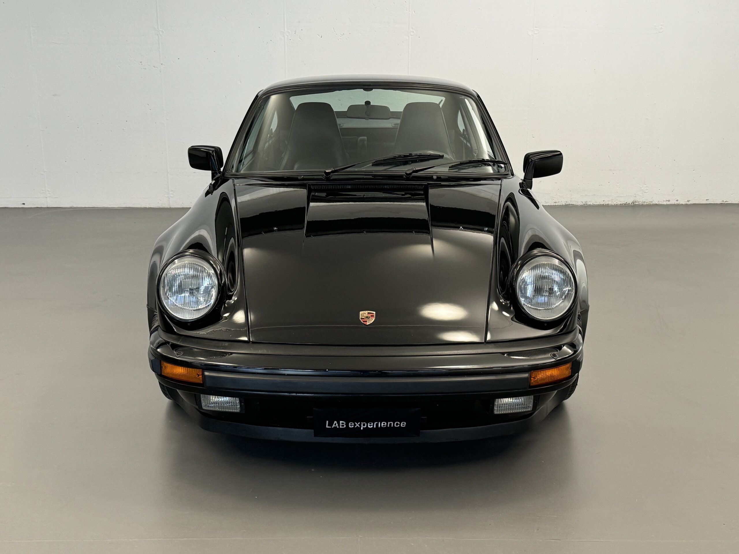 PORSCHE 930 3.3 TURBO – CONSERVATO