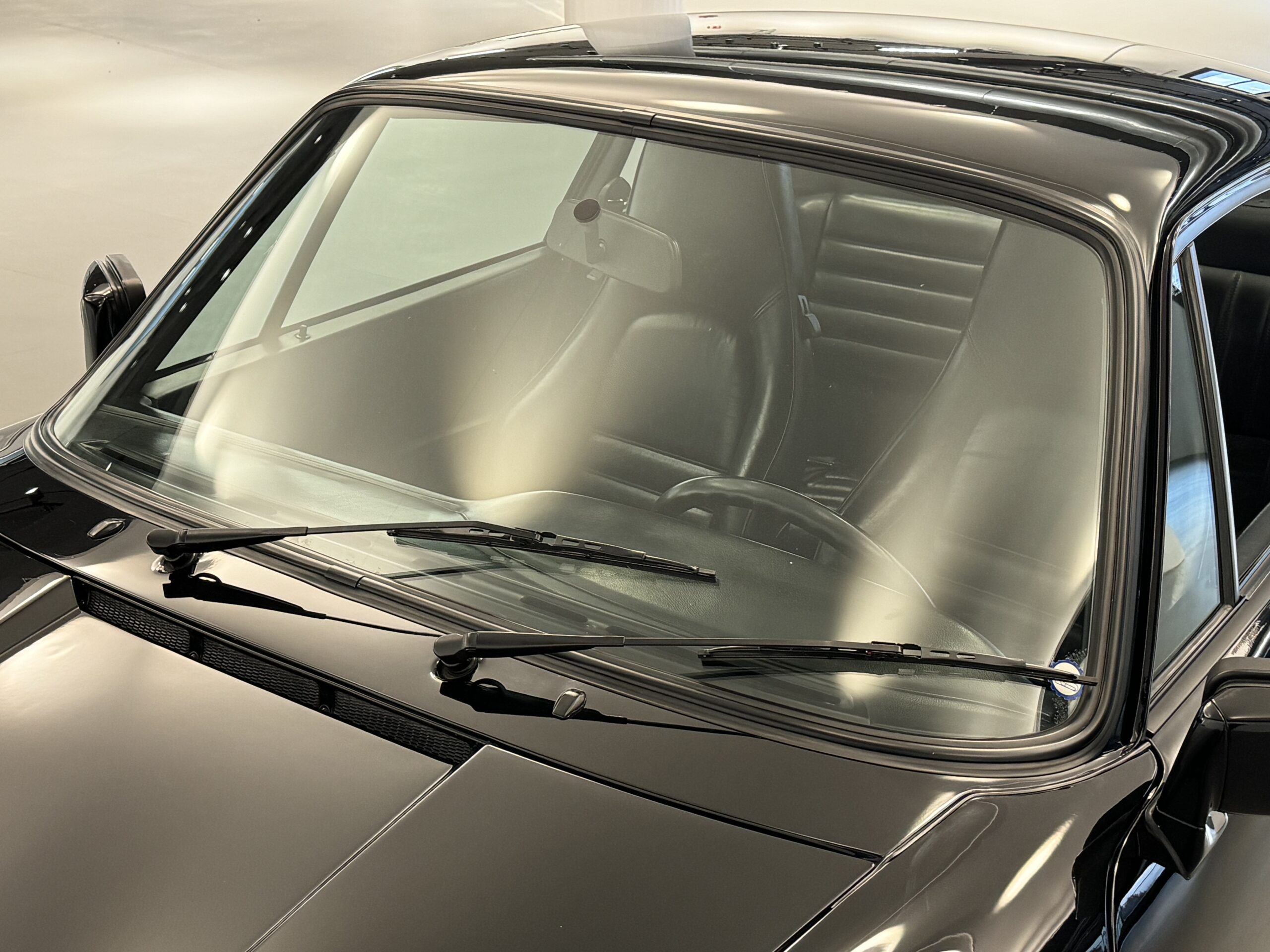 PORSCHE 930 3.3 TURBO – CONSERVATO