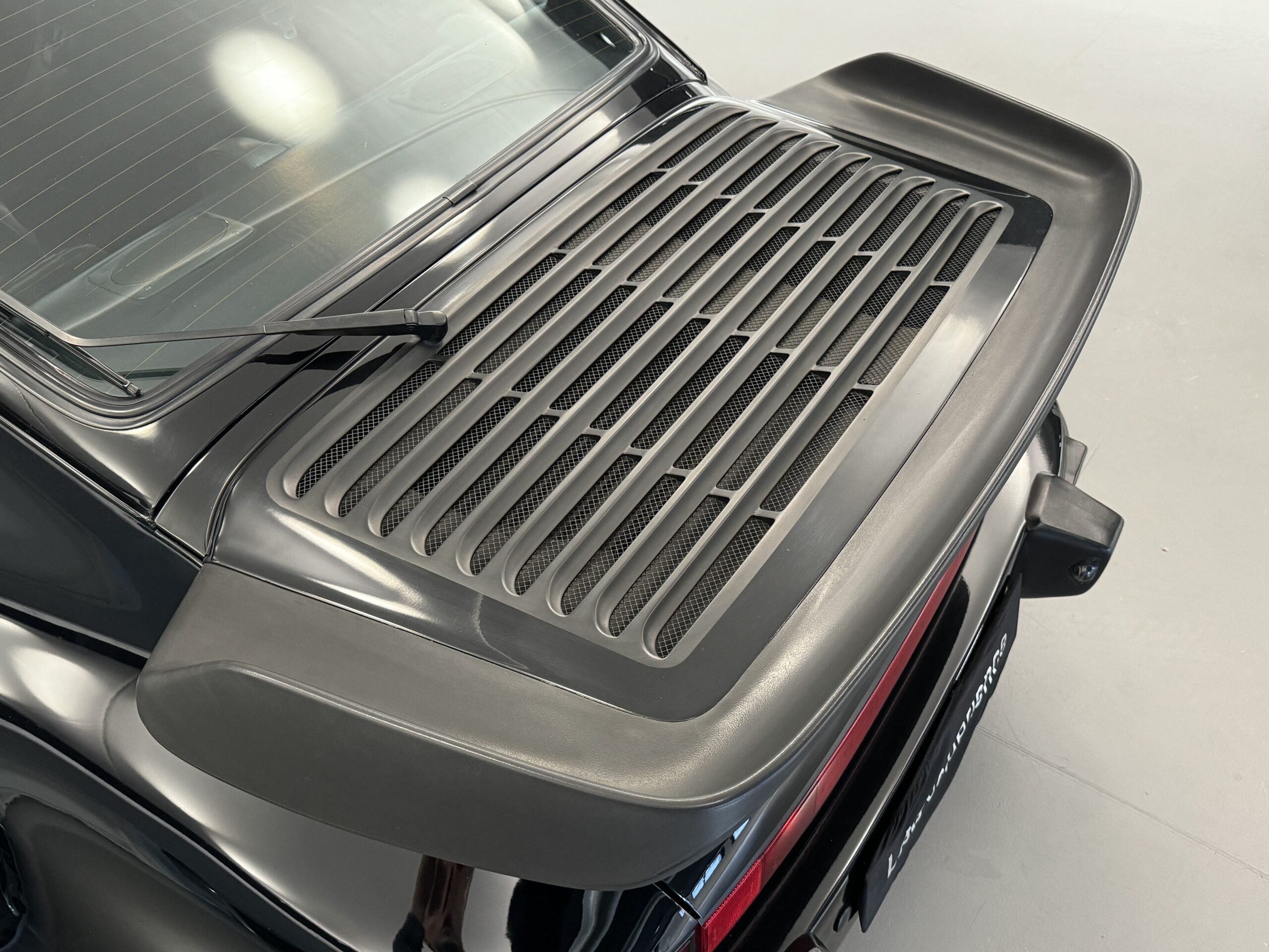 PORSCHE 930 3.3 TURBO – CONSERVATO