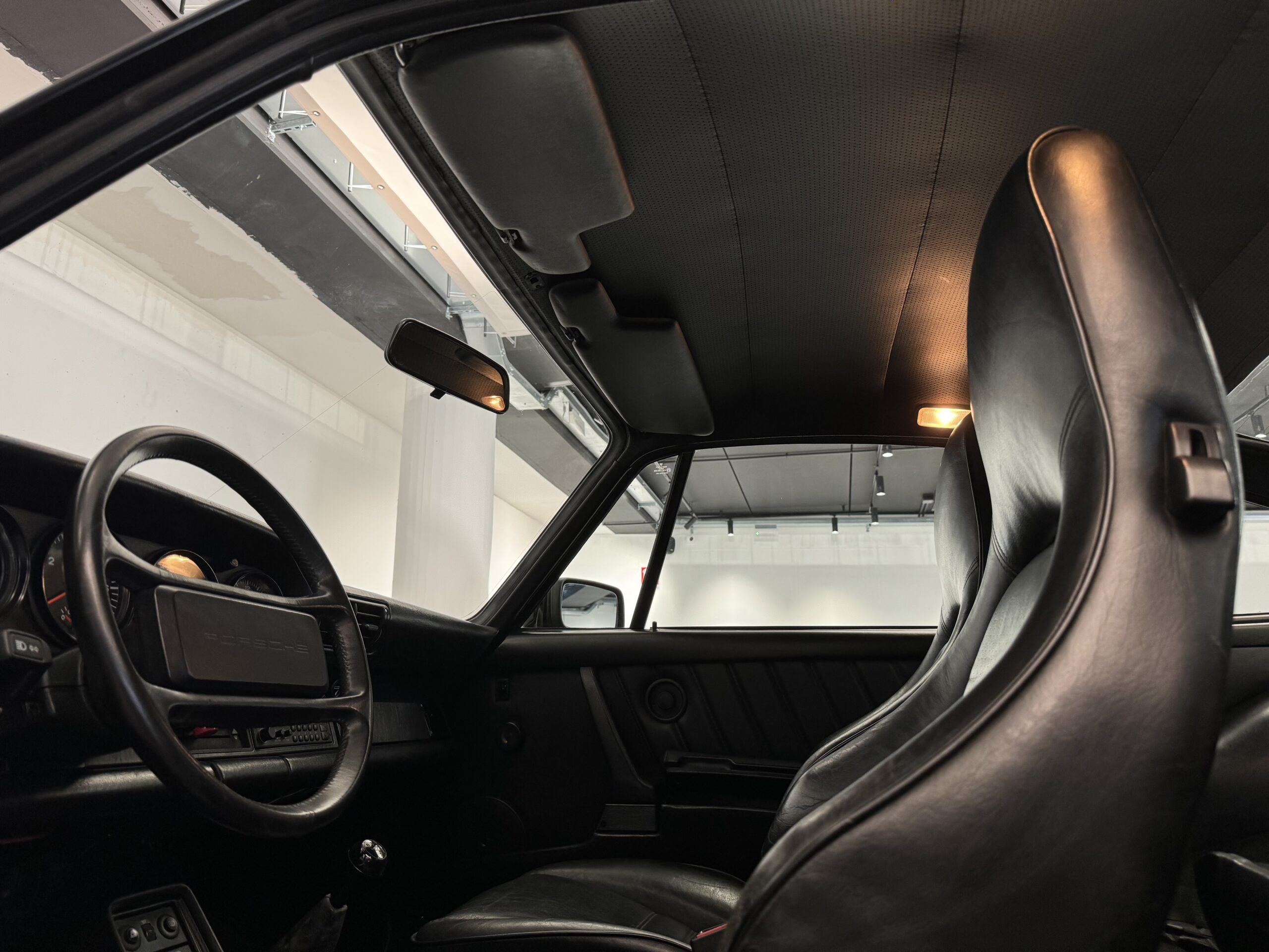 PORSCHE 930 3.3 TURBO – CONSERVATO