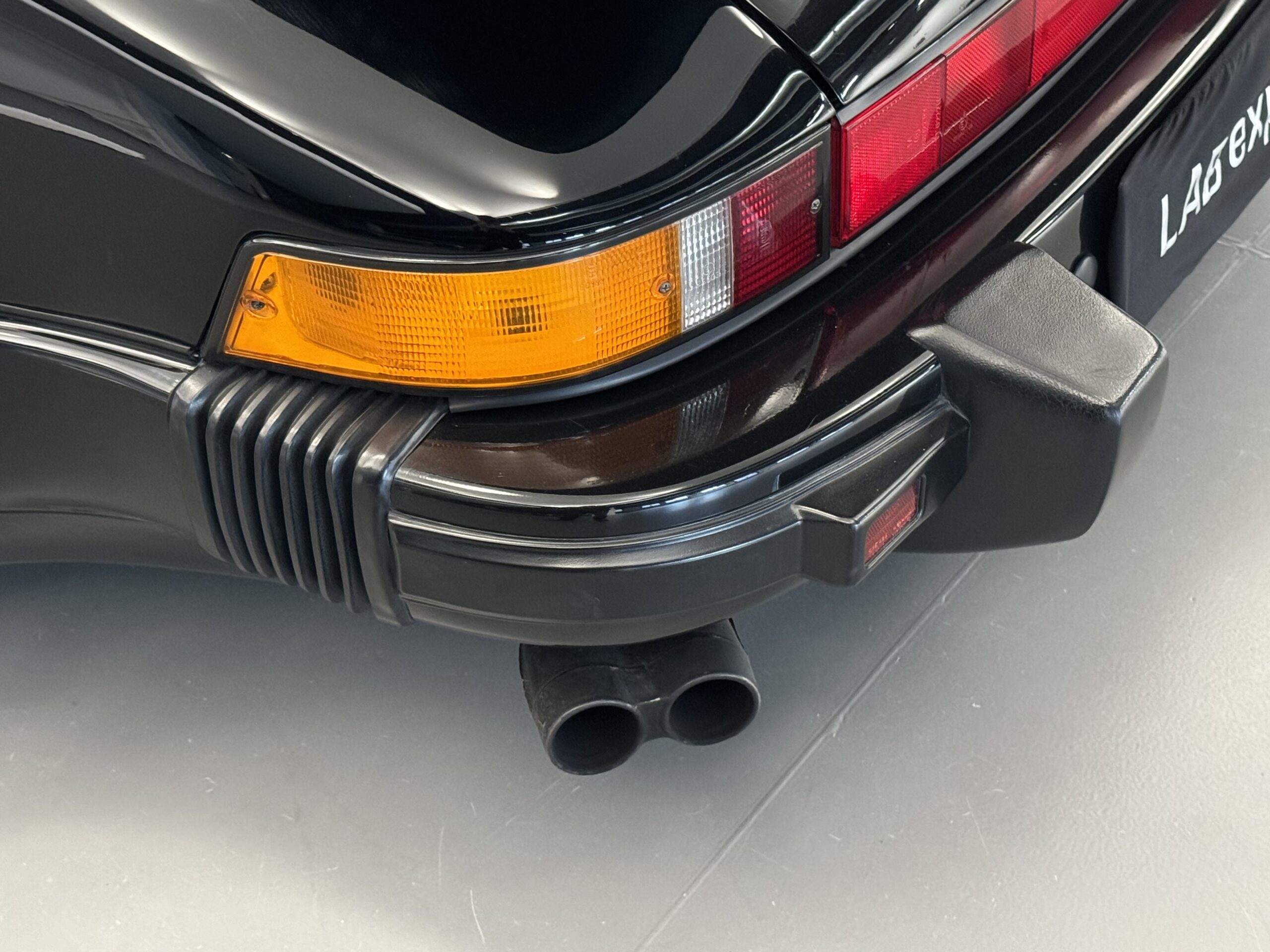 PORSCHE 930 3.3 TURBO – CONSERVATO