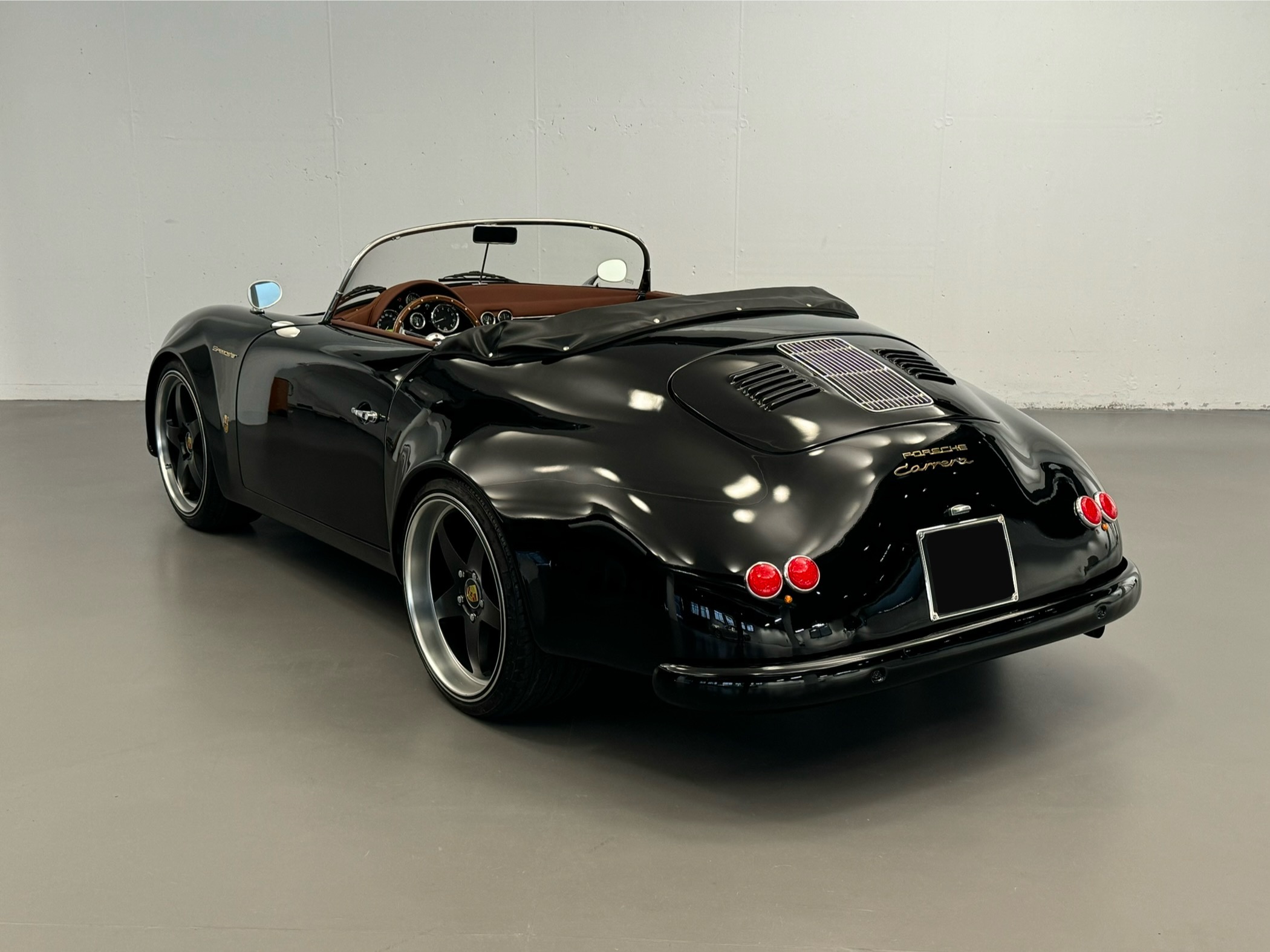 PORSCHE 356 SPEEDSTER REPLICA – RESTOMOD