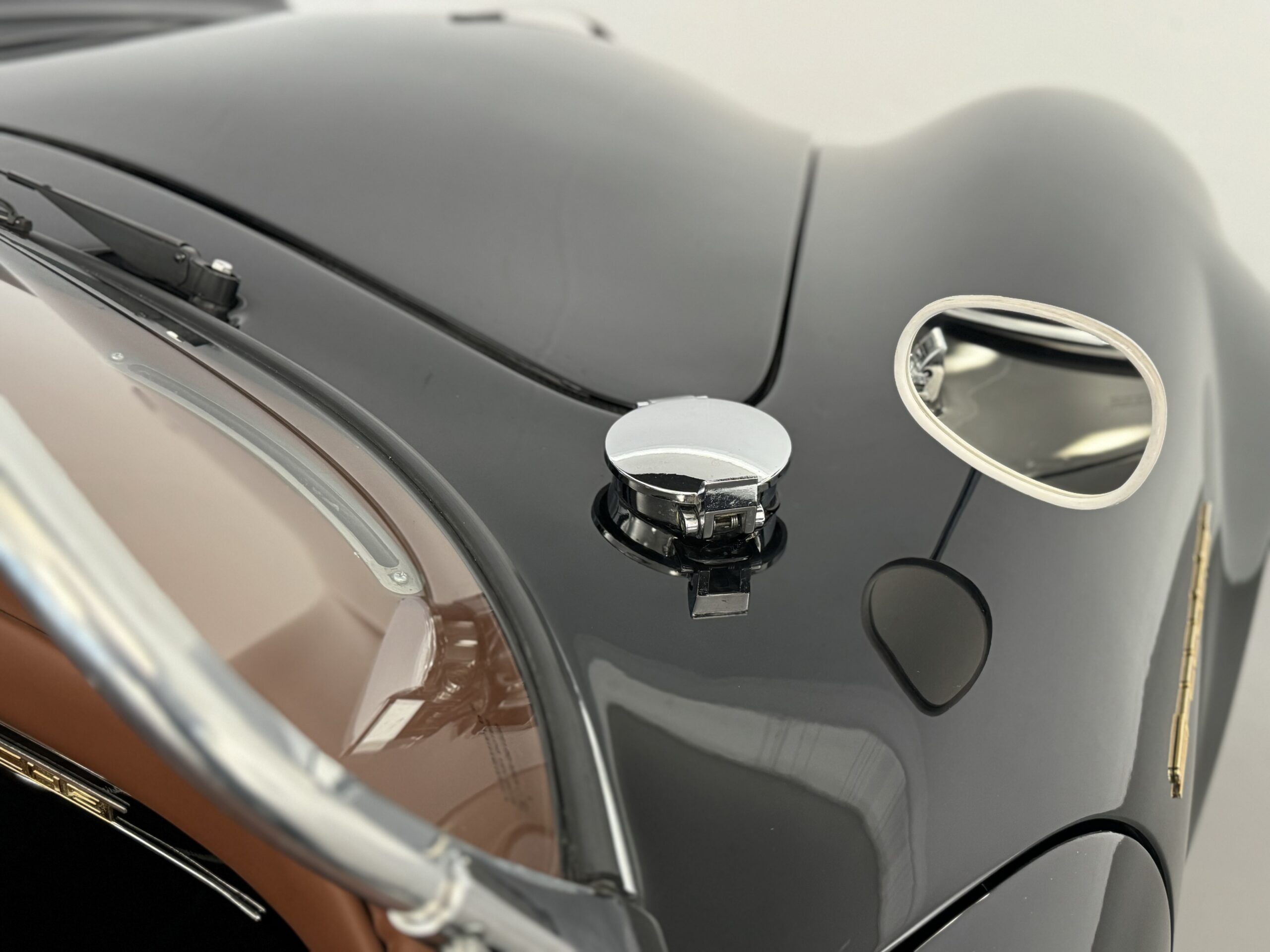 PORSCHE 356 SPEEDSTER REPLICA – RESTOMOD