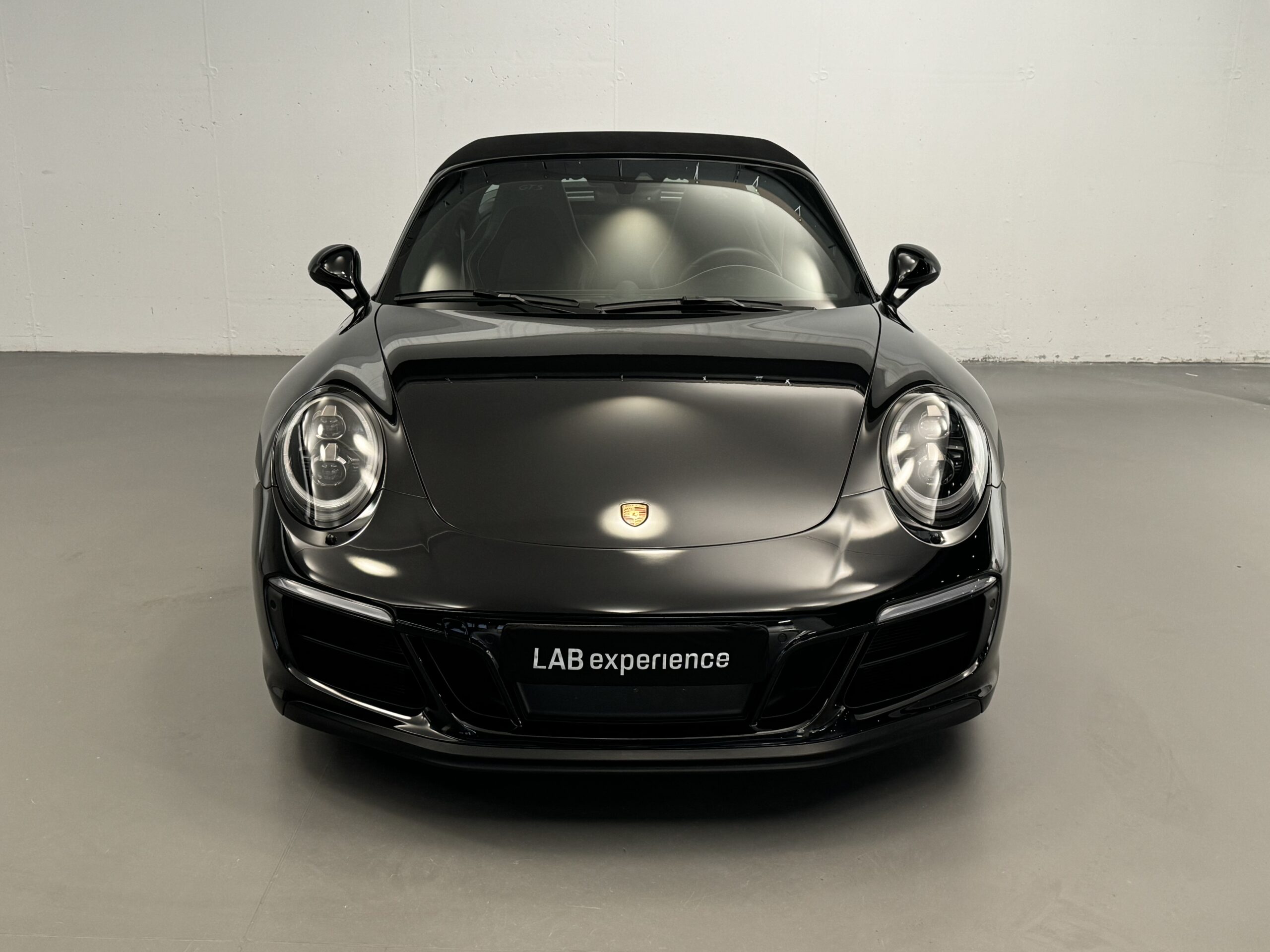 PORSCHE 911 TARGA 4 GTS