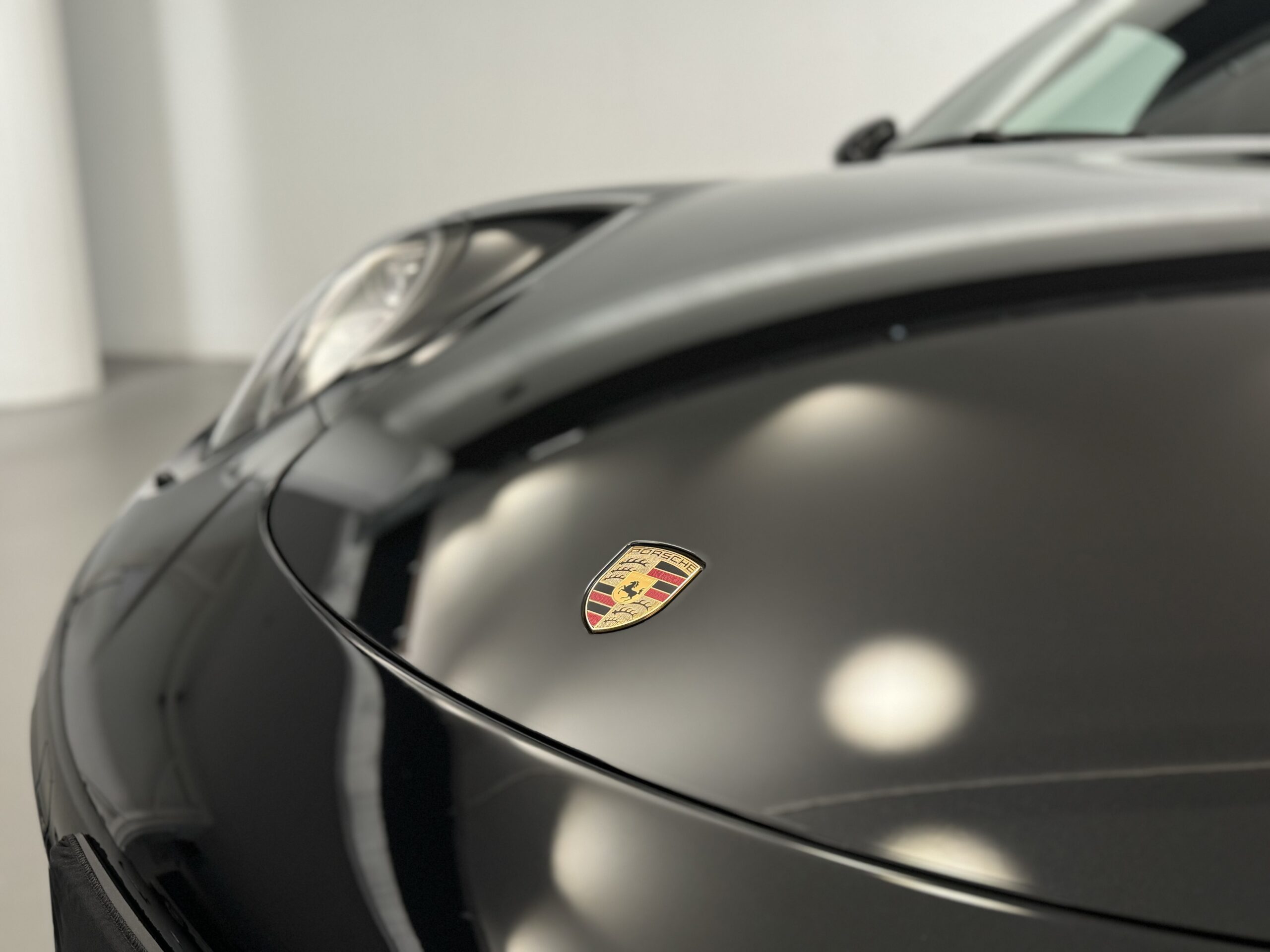 PORSCHE 911 TARGA 4 GTS