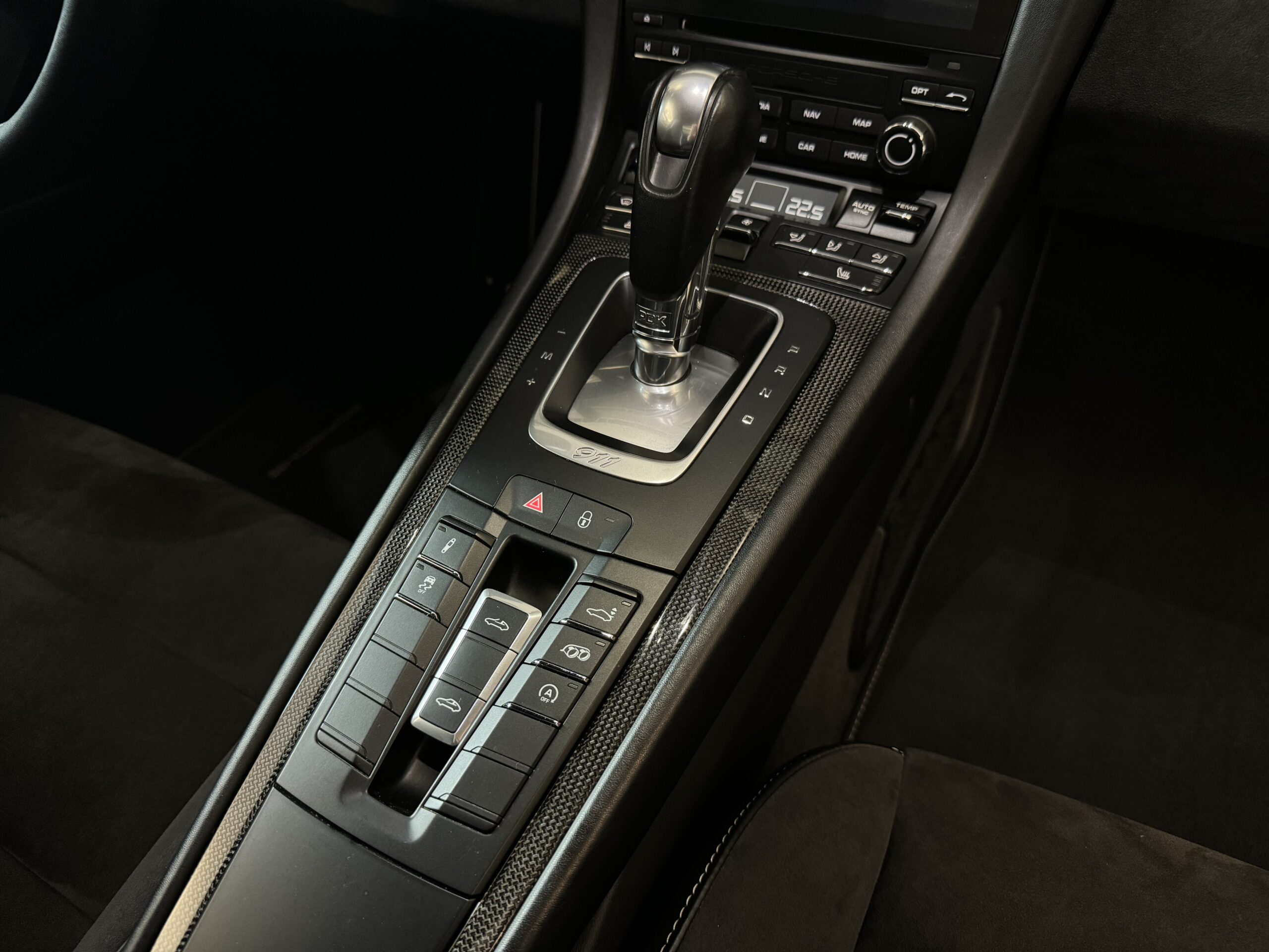 PORSCHE 911 TARGA 4 GTS