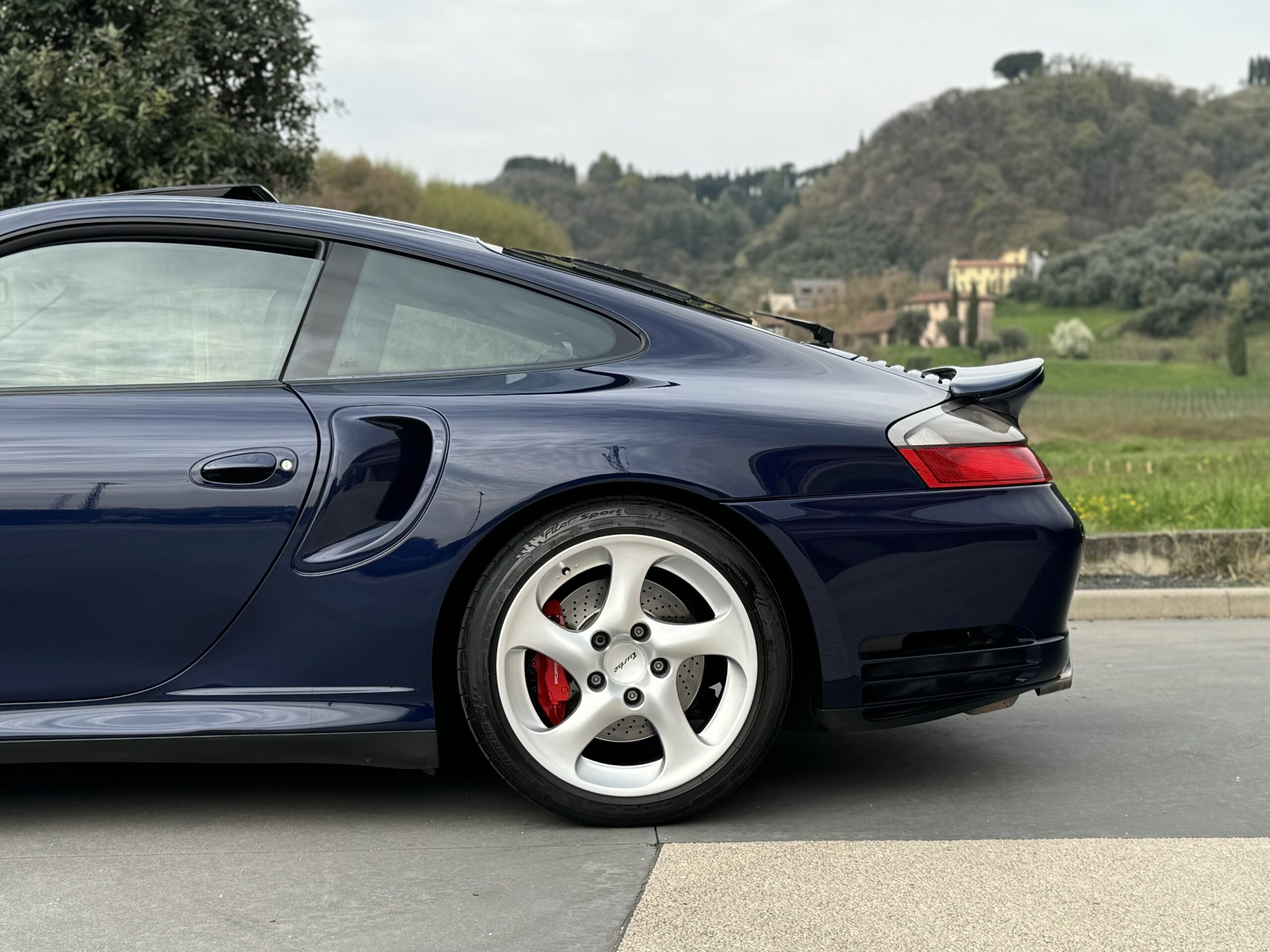 PORSCHE 996 TURBO